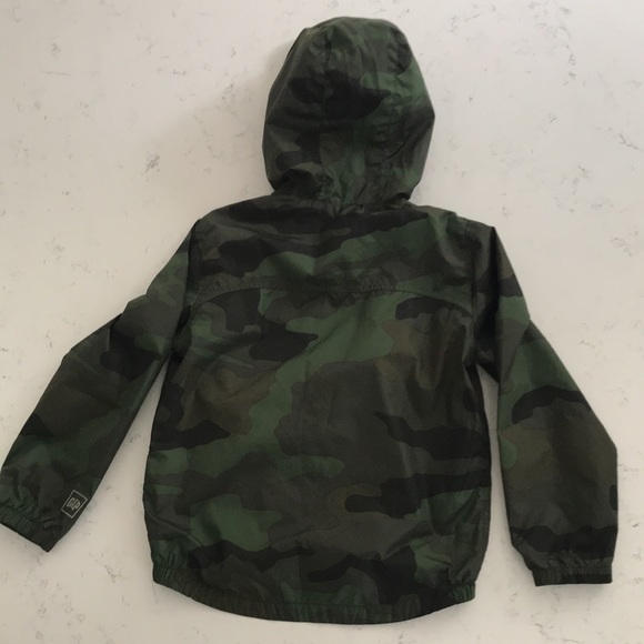 Camouflage Gap Kids Raincoat Size Small - Picture 3 of 5